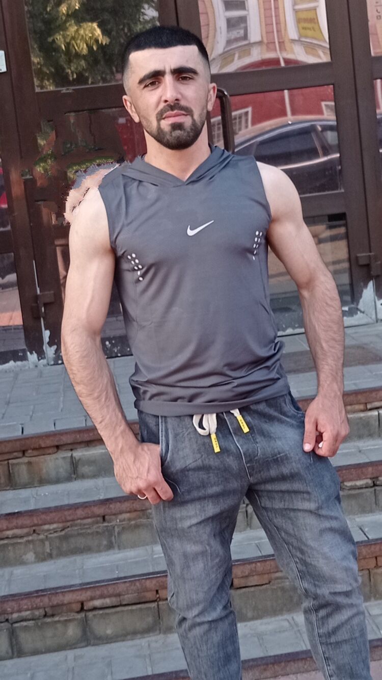  41798469  Maqa, 29 ,     
