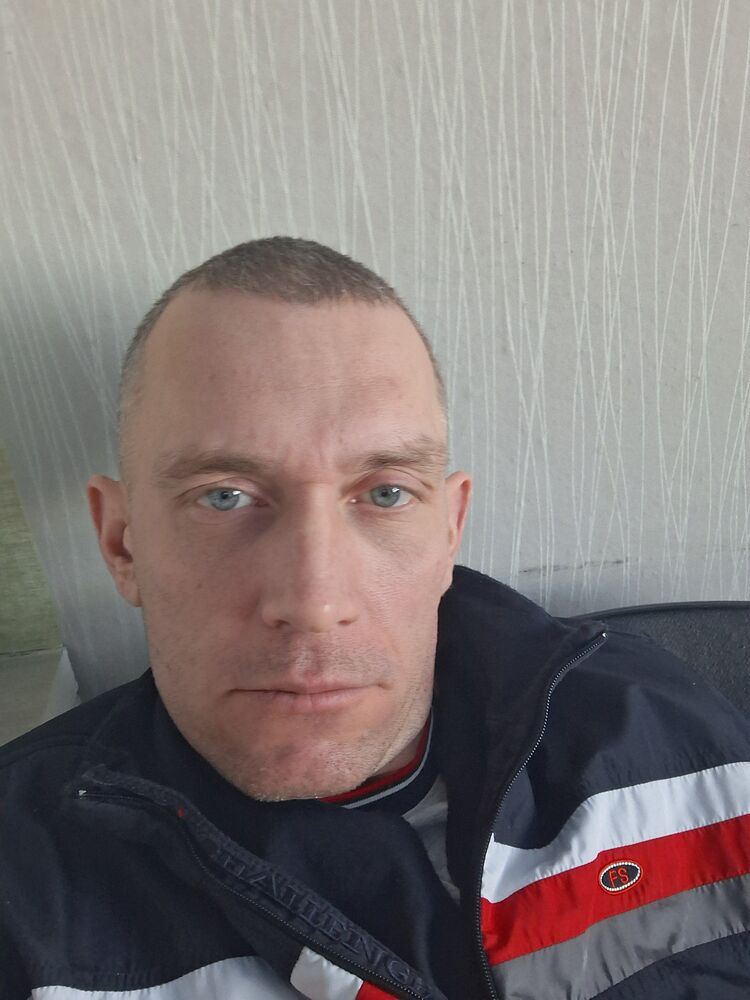  49922189  , 38 ,    