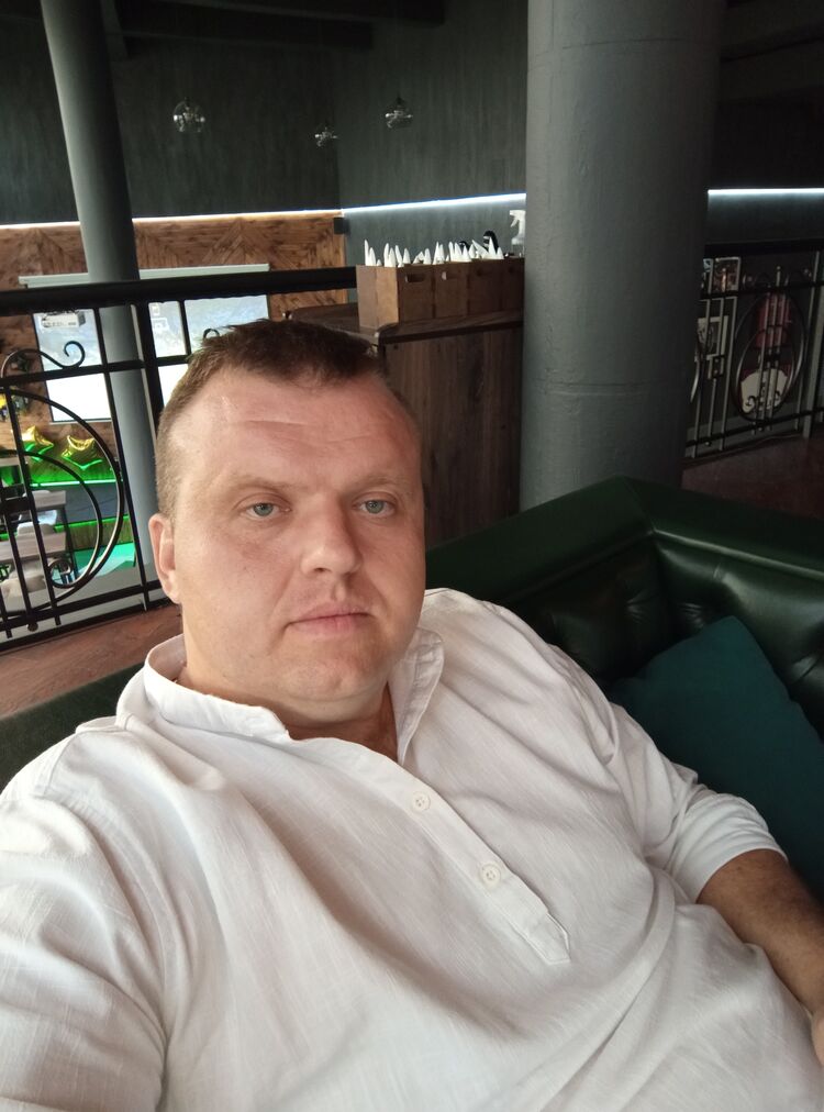  ,   Ivan, 33 ,   ,   , c , 