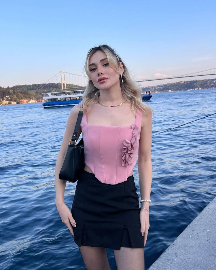  54586359  , 33 ,    --