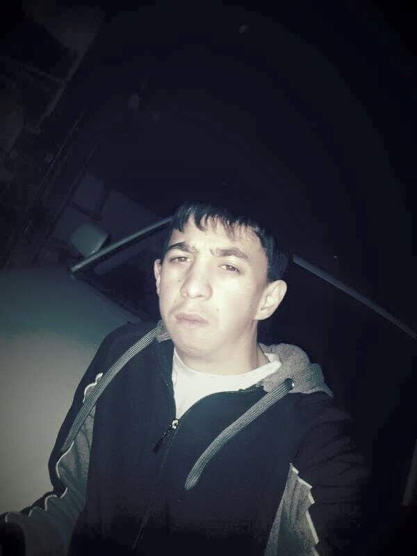  20311439  LEONID, 30 ,    