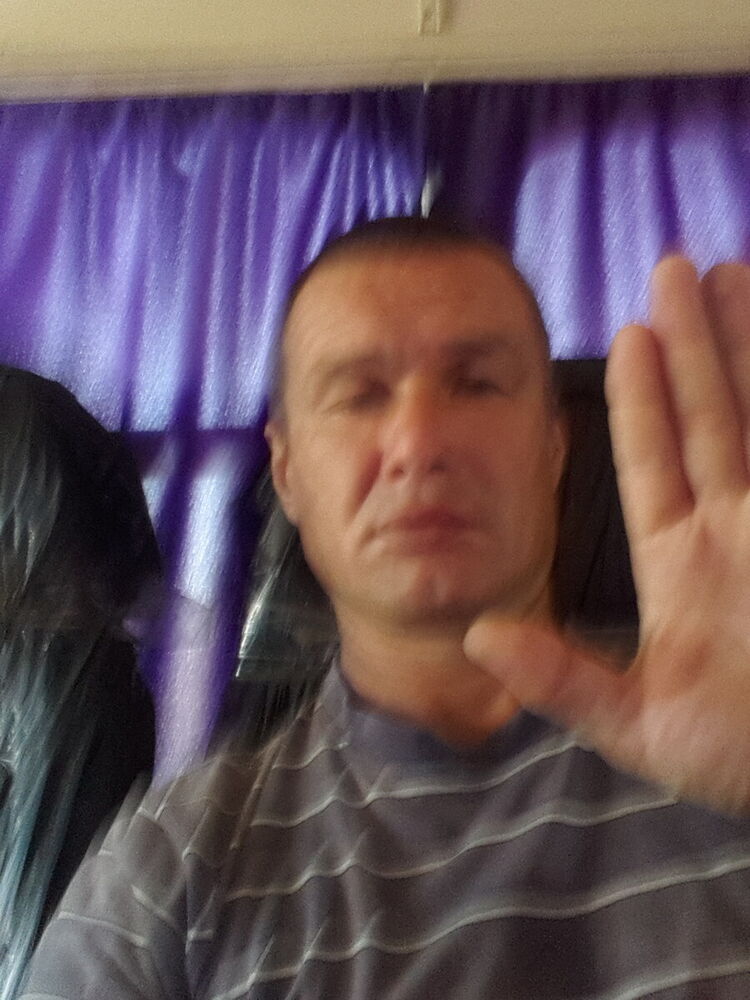  21114069  Serg, 52 ,    