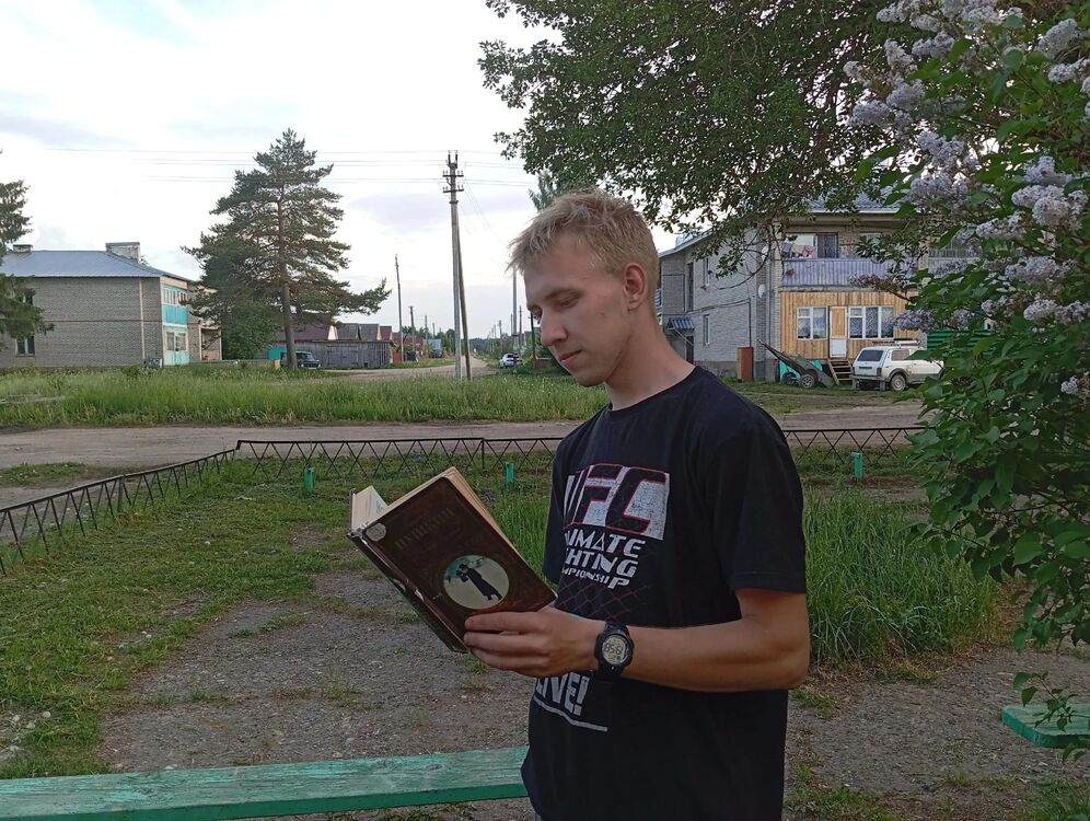  52927919  , 21 ,    