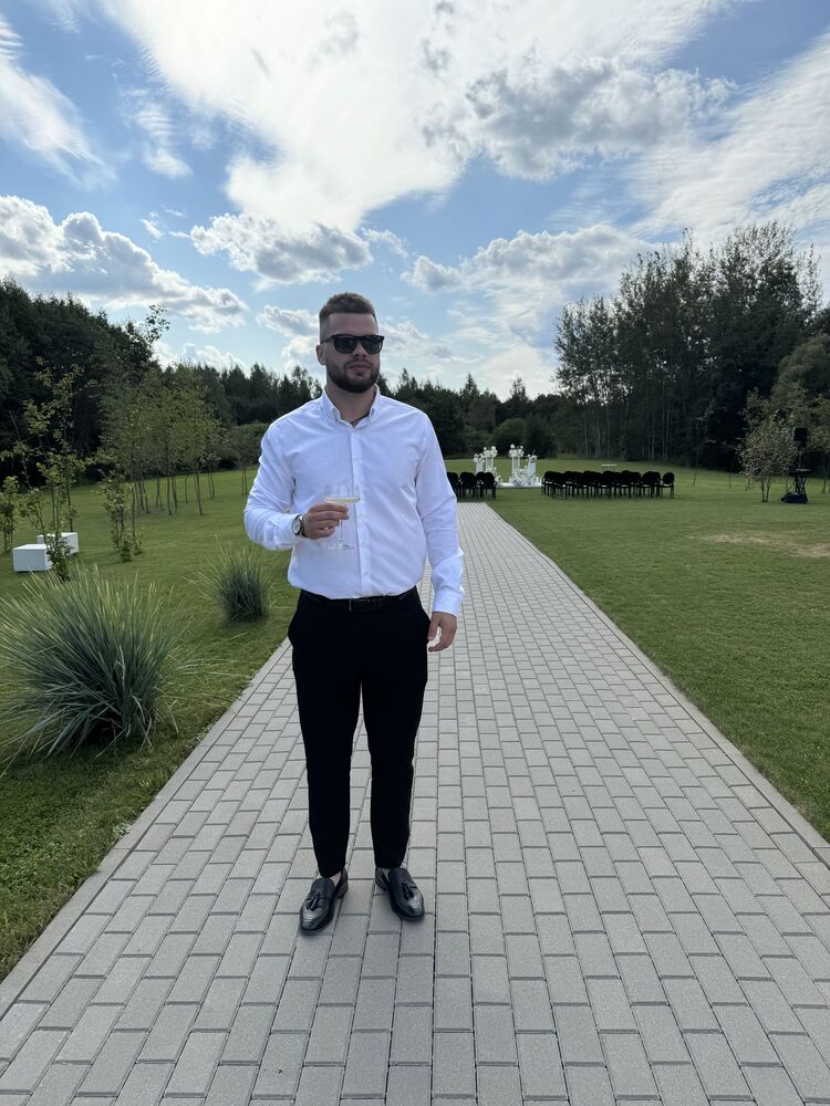  45694319  , 25 ,    
