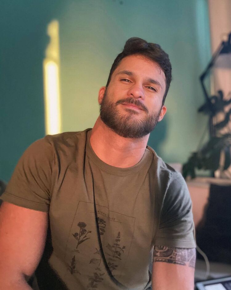 ���� 49906899 ������� ����, 34 ����, ���� ���������� � ������