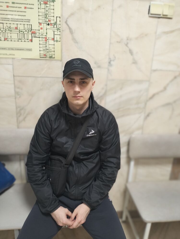  ,   Andrey, 32 ,   ,   