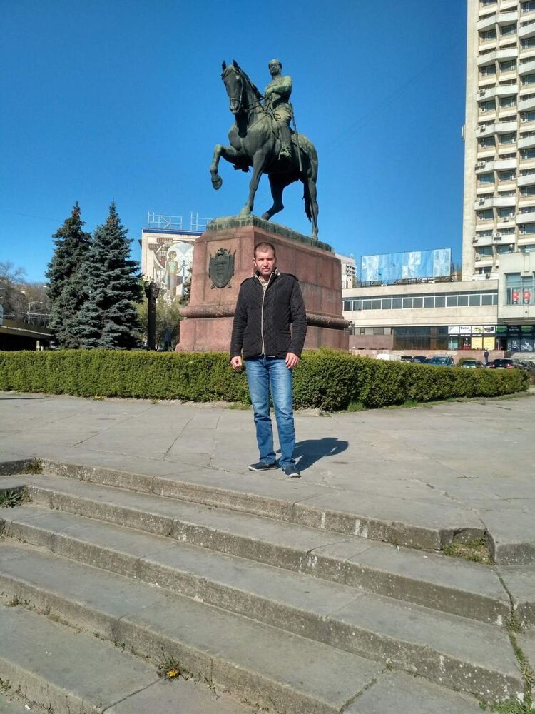 ,   Vladimer, 42 ,   ,   , c 