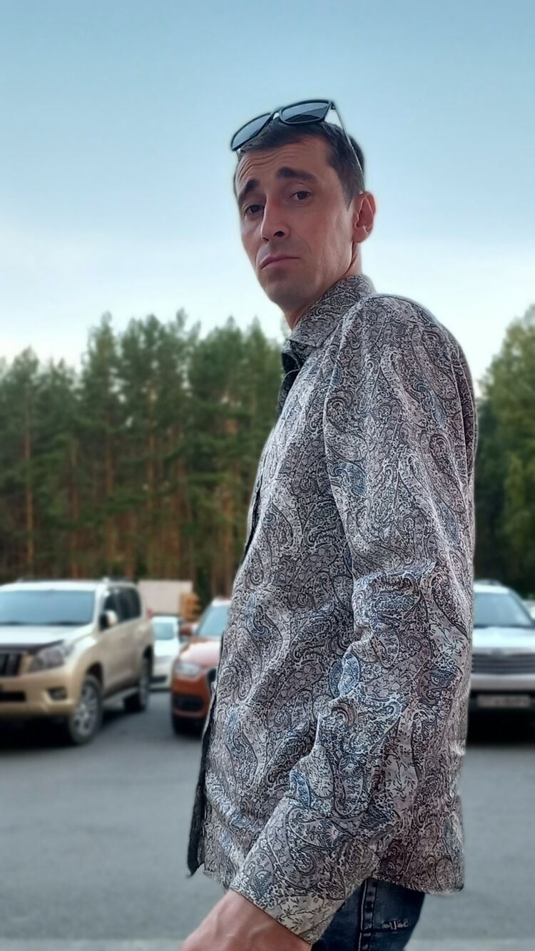  ,   Vladimir, 38 ,  