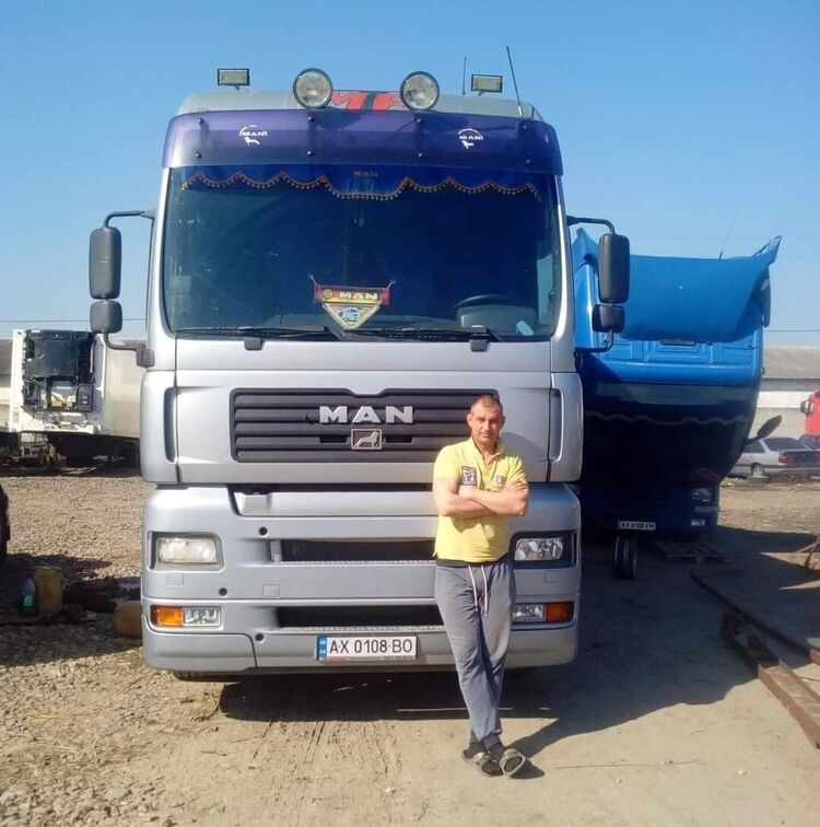  28917189  , 40 ,    