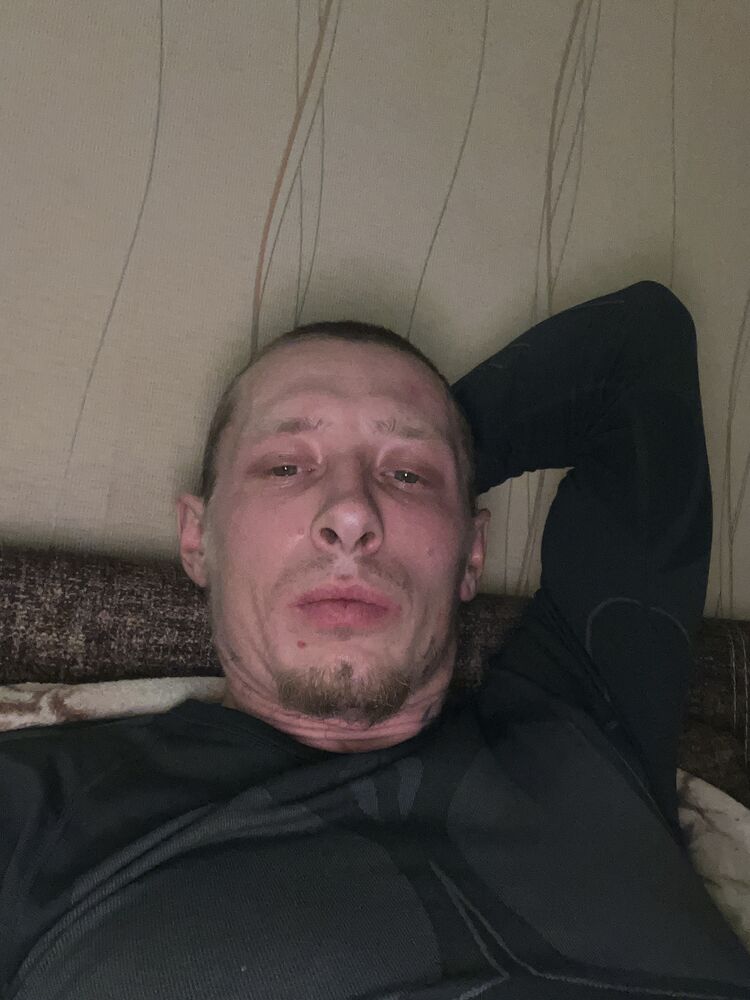  39927669  Timohin, 33 ,    