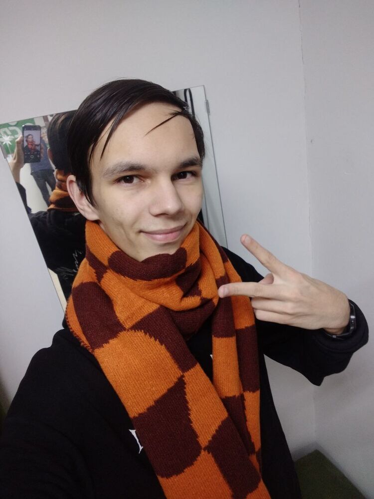  54447069  Mister, 19 ,    