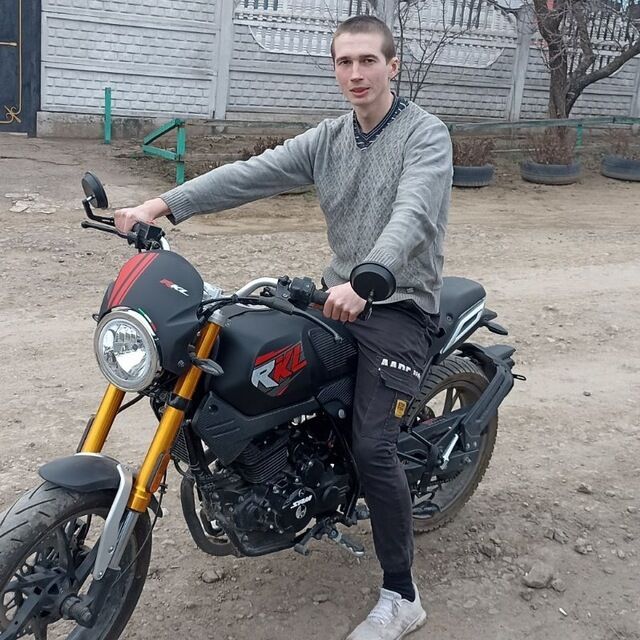  52903879  , 26 ,    