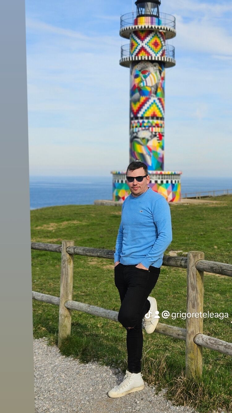  Croydon,   Grigore, 37 ,   ,   
