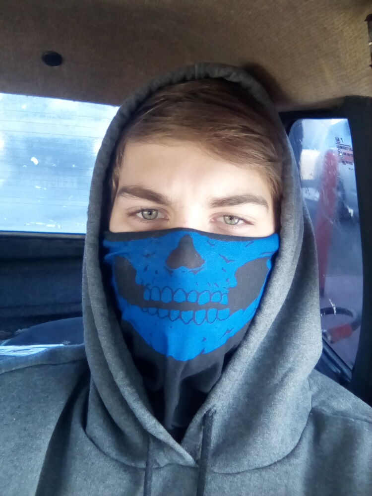  --,   Daniil, 20 ,     