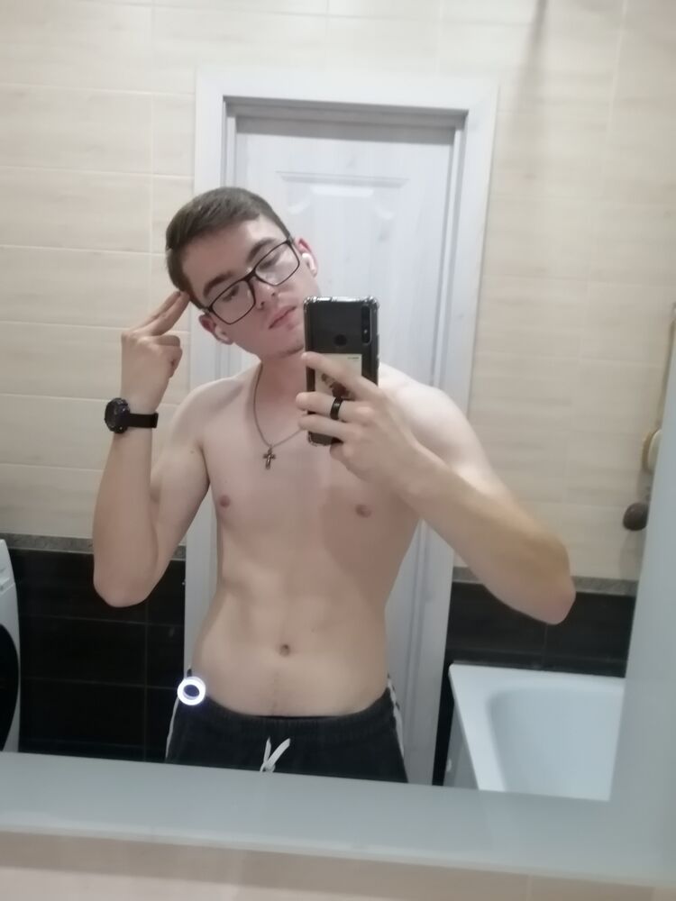  ,   Denis, 22 ,   ,   