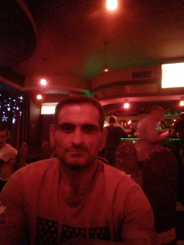  42301389  , 48 ,    