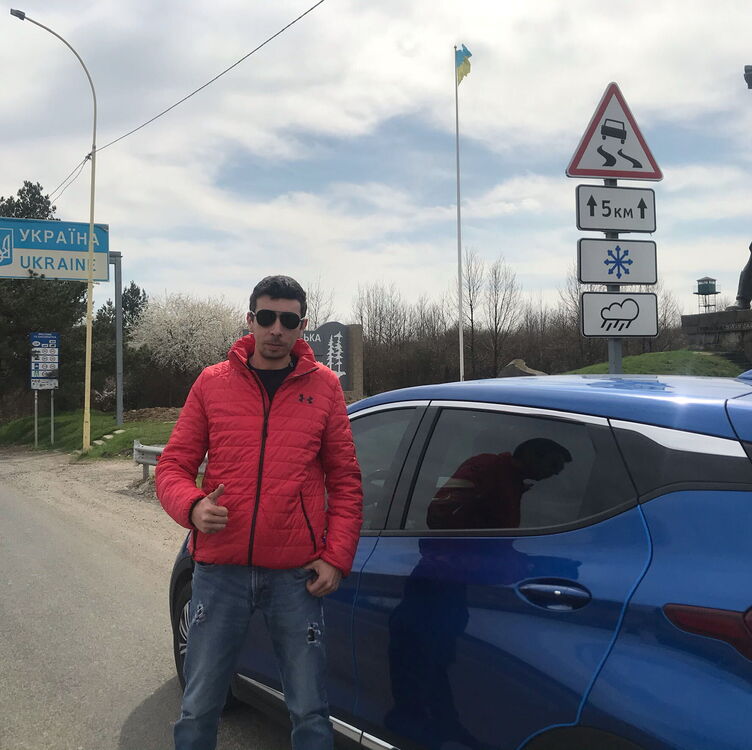  27552189  Roma, 38 ,    