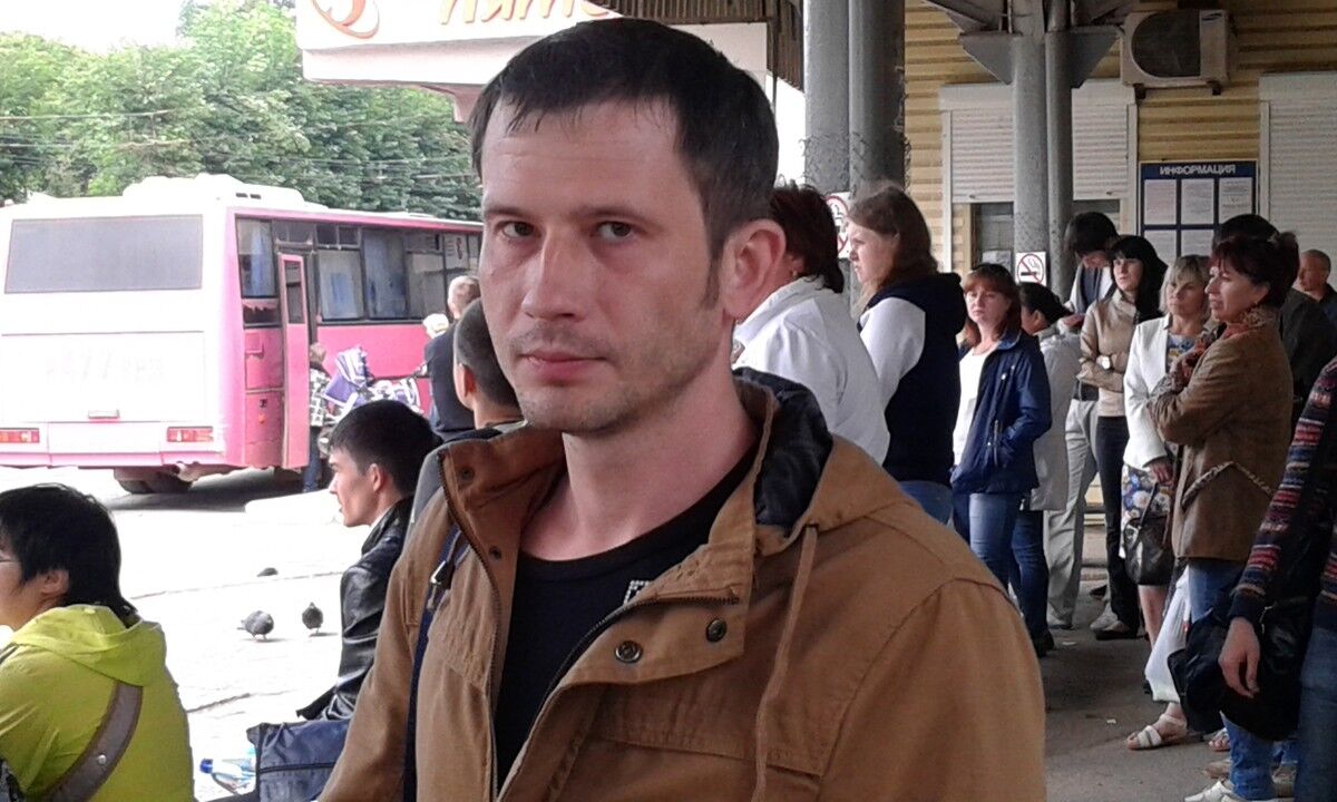  6682499  Alex, 45 ,    