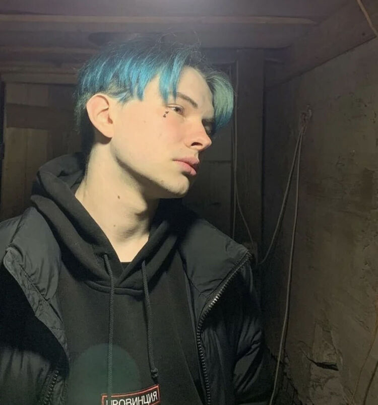  27179549  , 26 ,    -