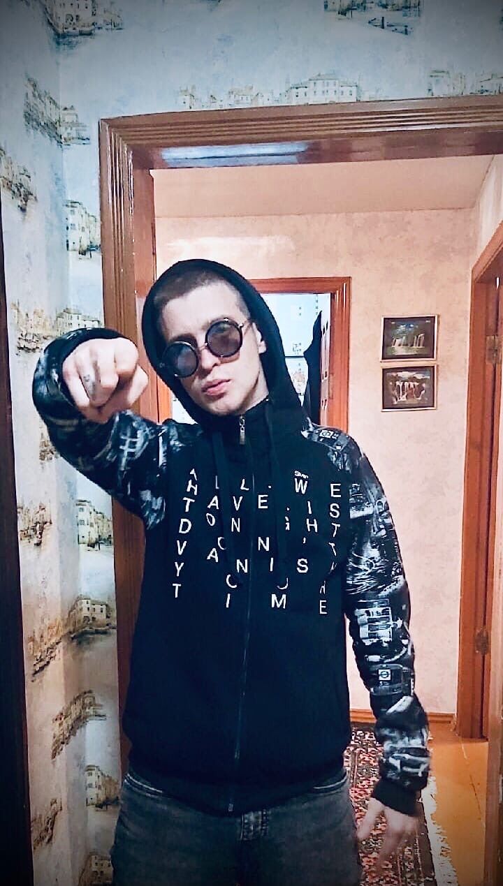  24203639  , 32 ,    