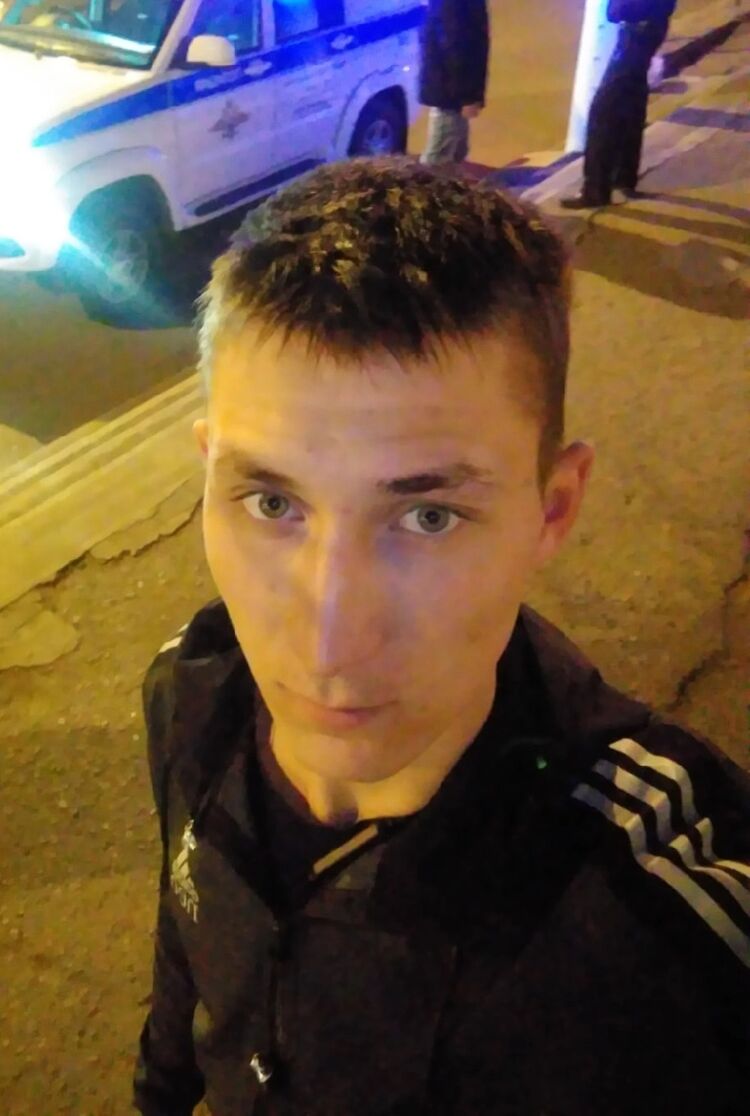  ,   Dima, 24 ,   ,   