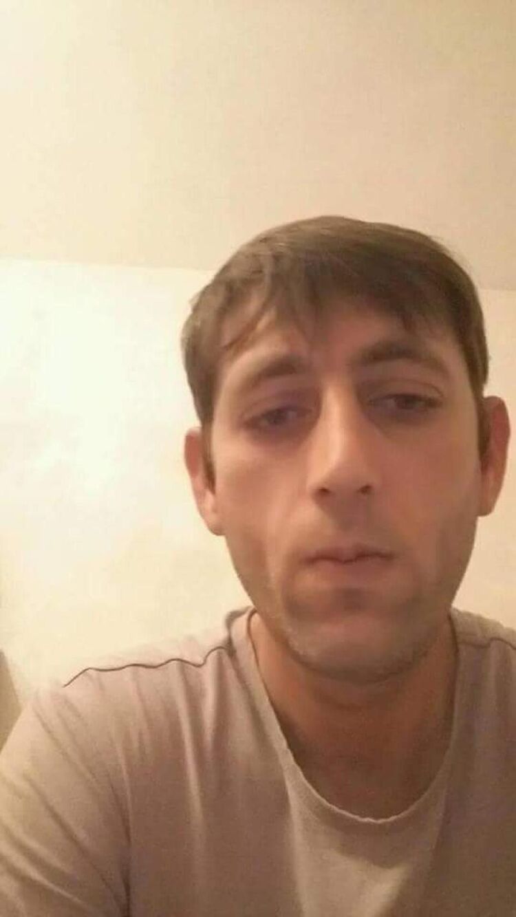  49449419  Kuruqliyev, 44 ,    