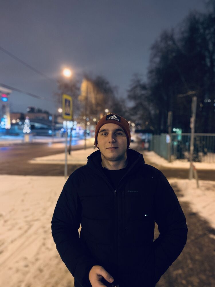 50219669  Vlad, 27 ,    