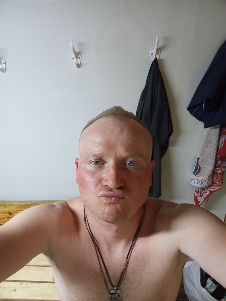  44421839  , 36 ,    