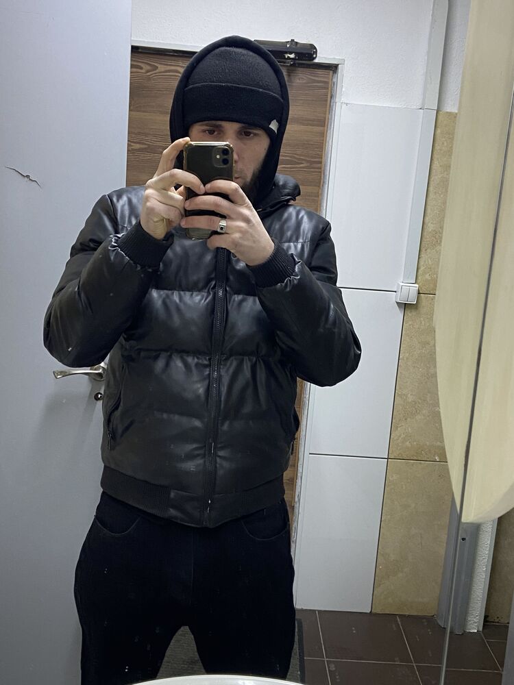  31135769  , 30 ,    