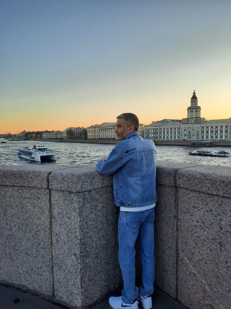  44349469  Nazim, 43 ,    -