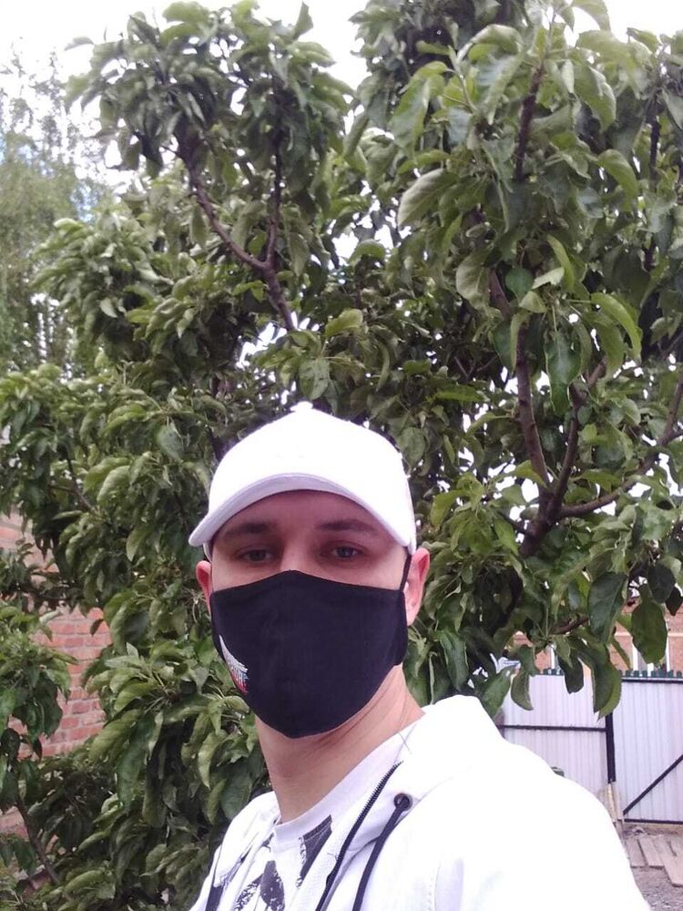  26737589  Alexander, 38 ,    