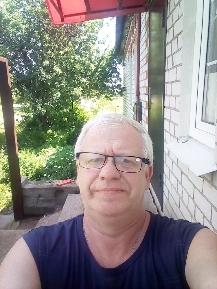  27030009  Andrei, 58 ,    