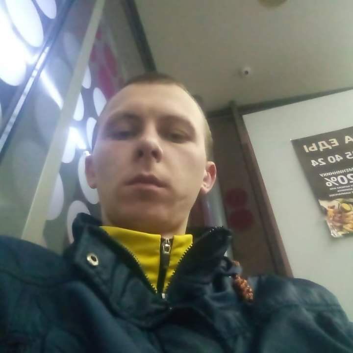  31654439  Sasha, 32 ,    