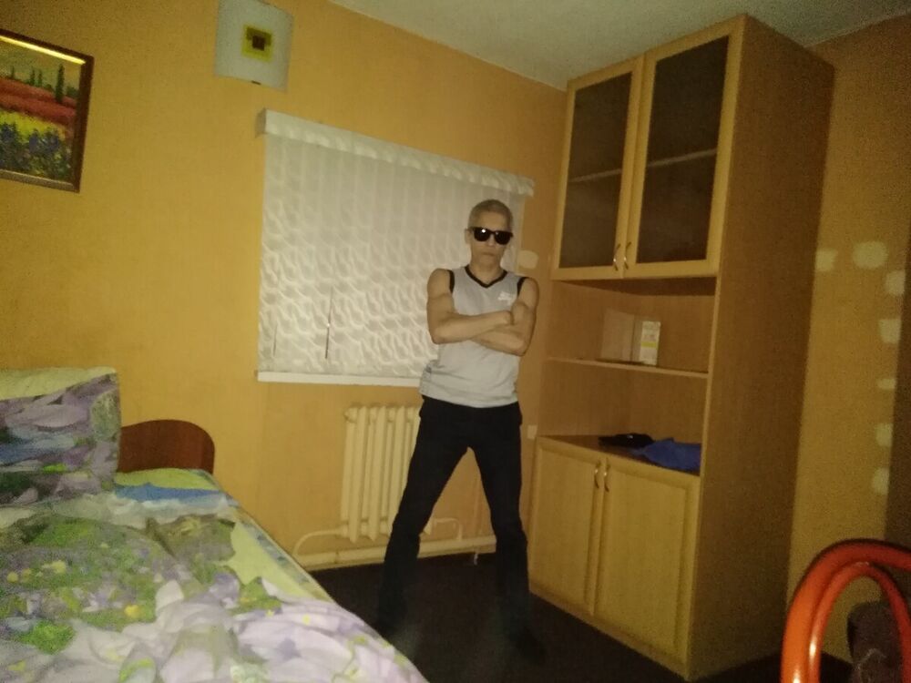  20742429  , 37 ,    