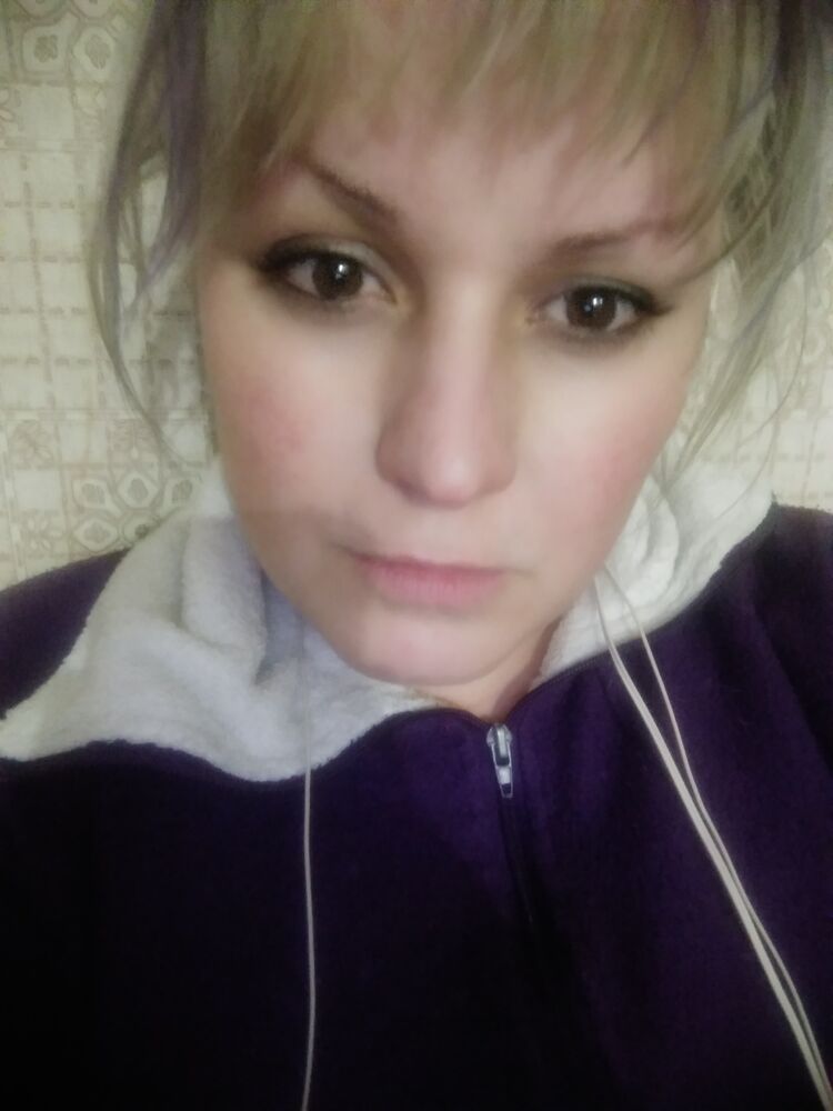  ,   Alina, 39 ,   ,   