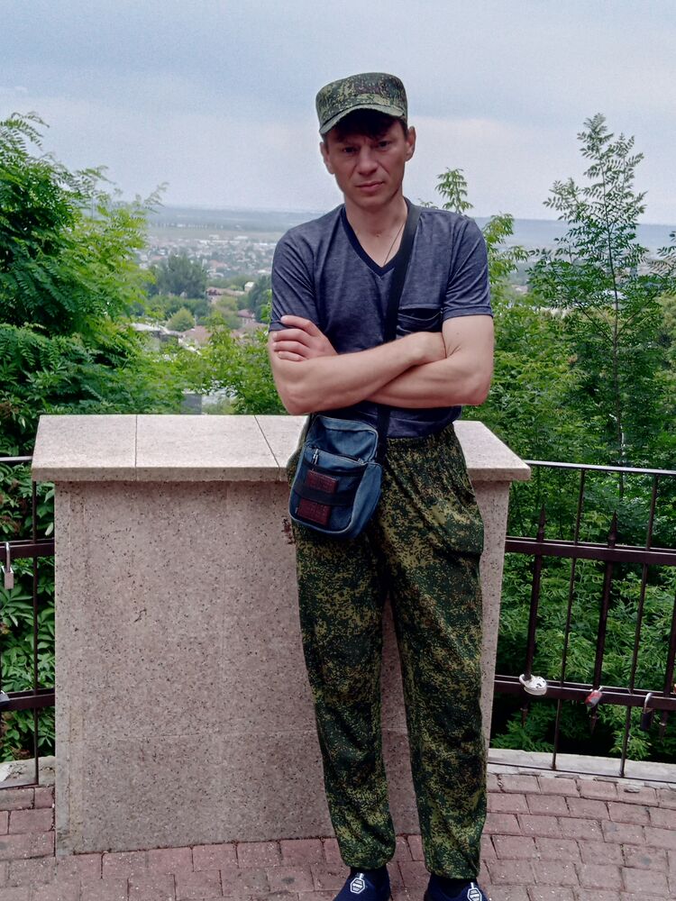  49465109  Andrey, 42 ,    