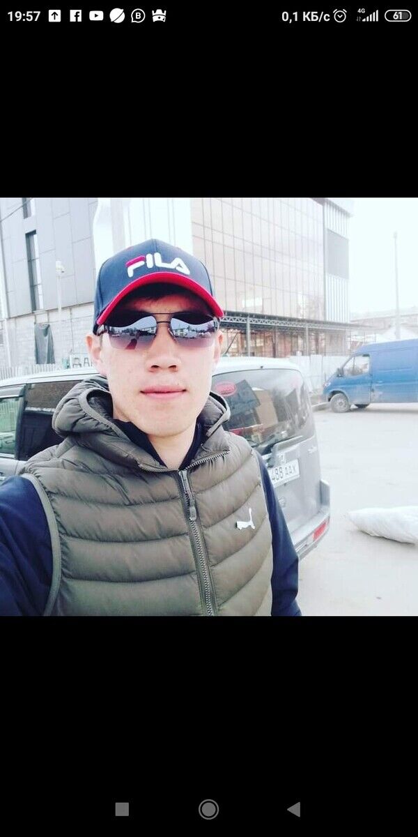  21445779  Kuba, 26 ,    
