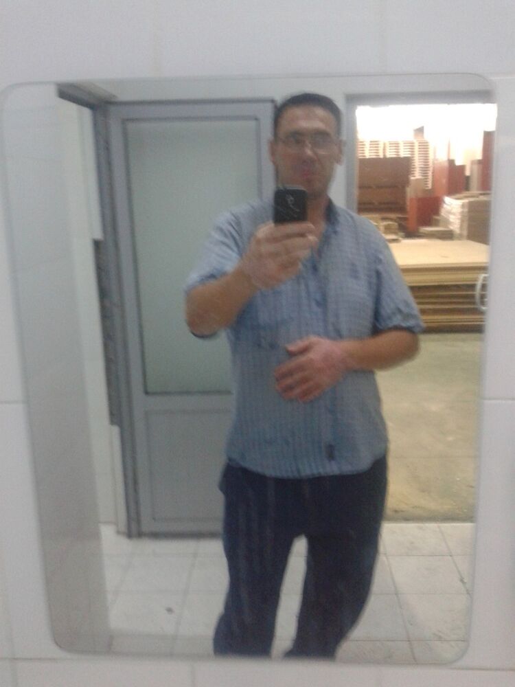  13049729  , 52 ,    