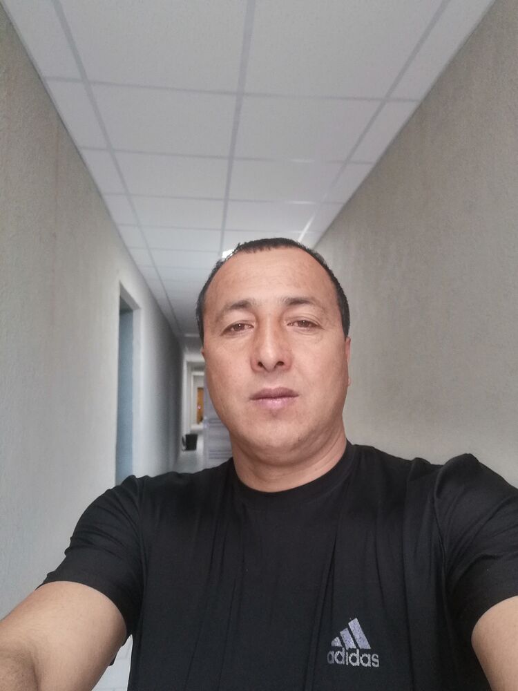  48585609  , 40 ,    
