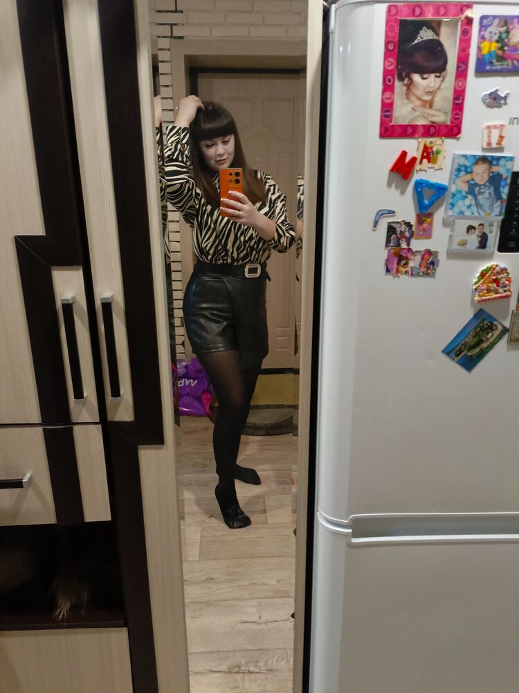  52867119  Ksenia, 28 ,    