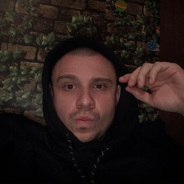  36949489  , 32 ,    