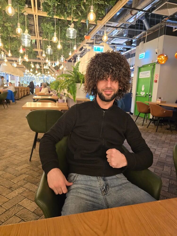  50696739  Timur, 34 ,    