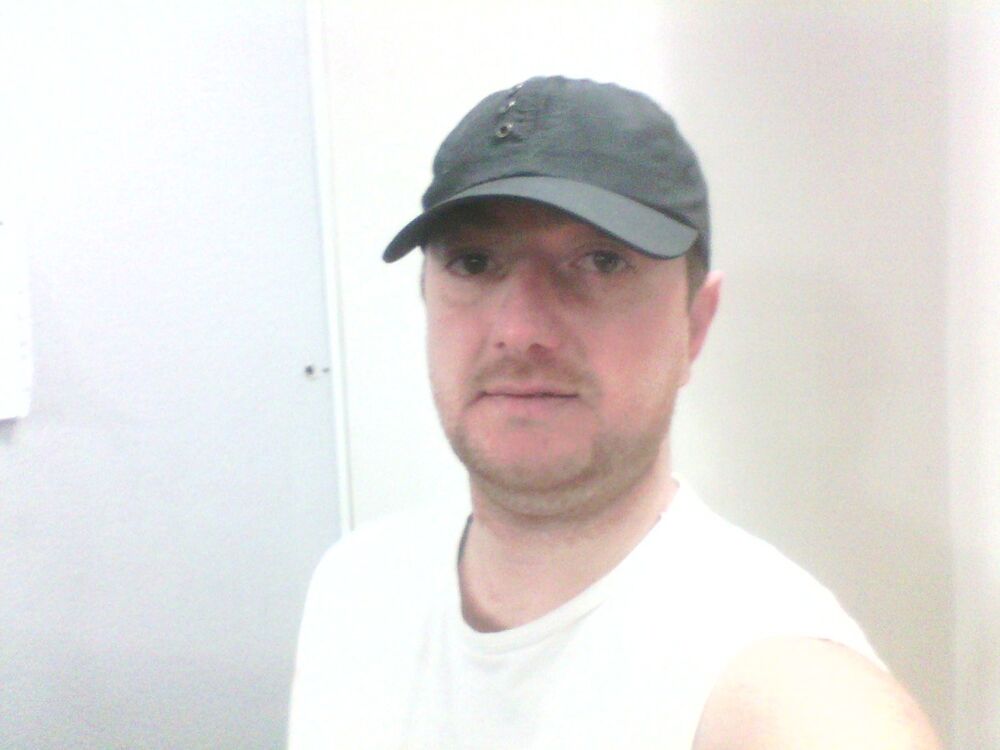  ,   Gio, 42 ,   