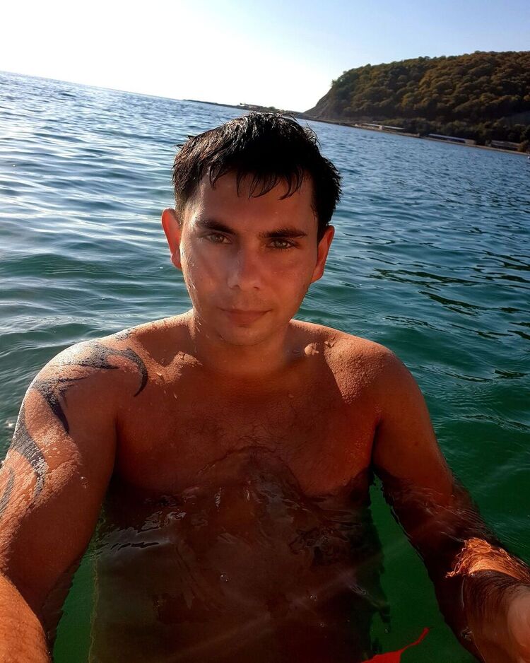  ,   , 28 ,   