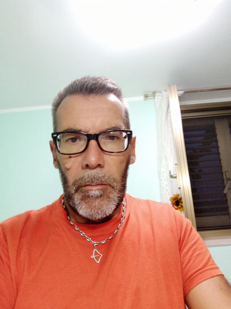  25267309  Kaplan, 61 ,    