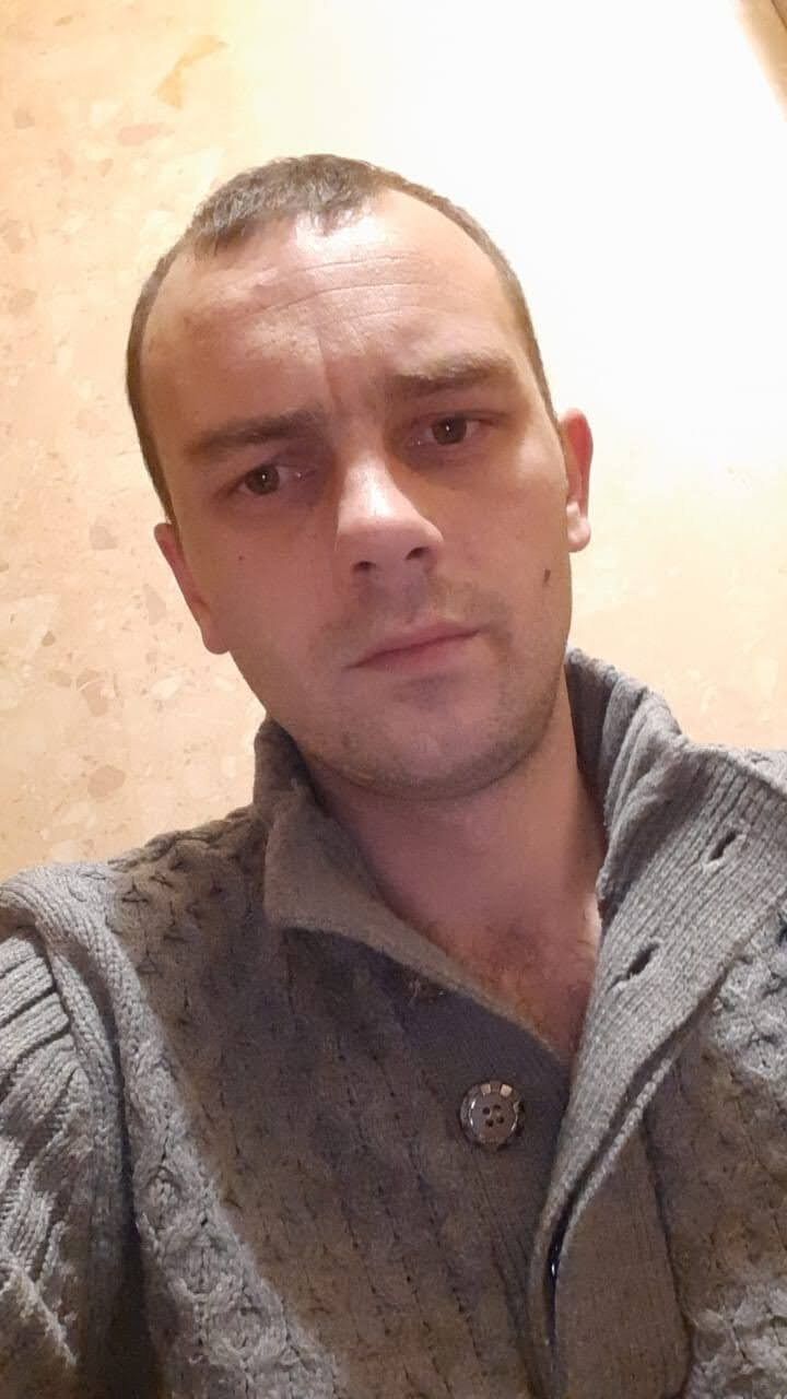  41797519  , 33 ,     