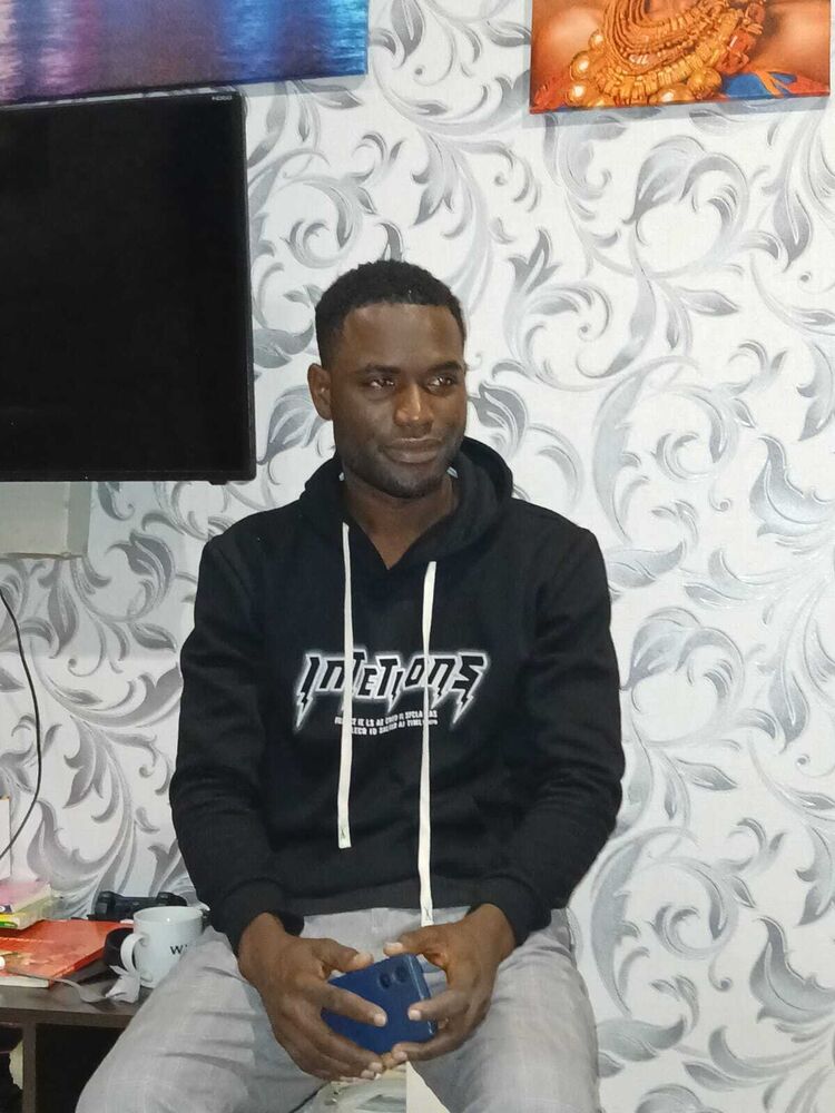 ���������� ������, ���� ������� Laye, 35 ���, ������������ 