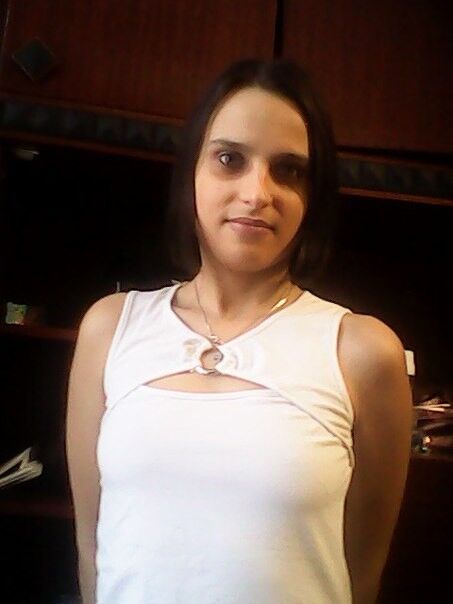  9943189  Anna, 33 ,    