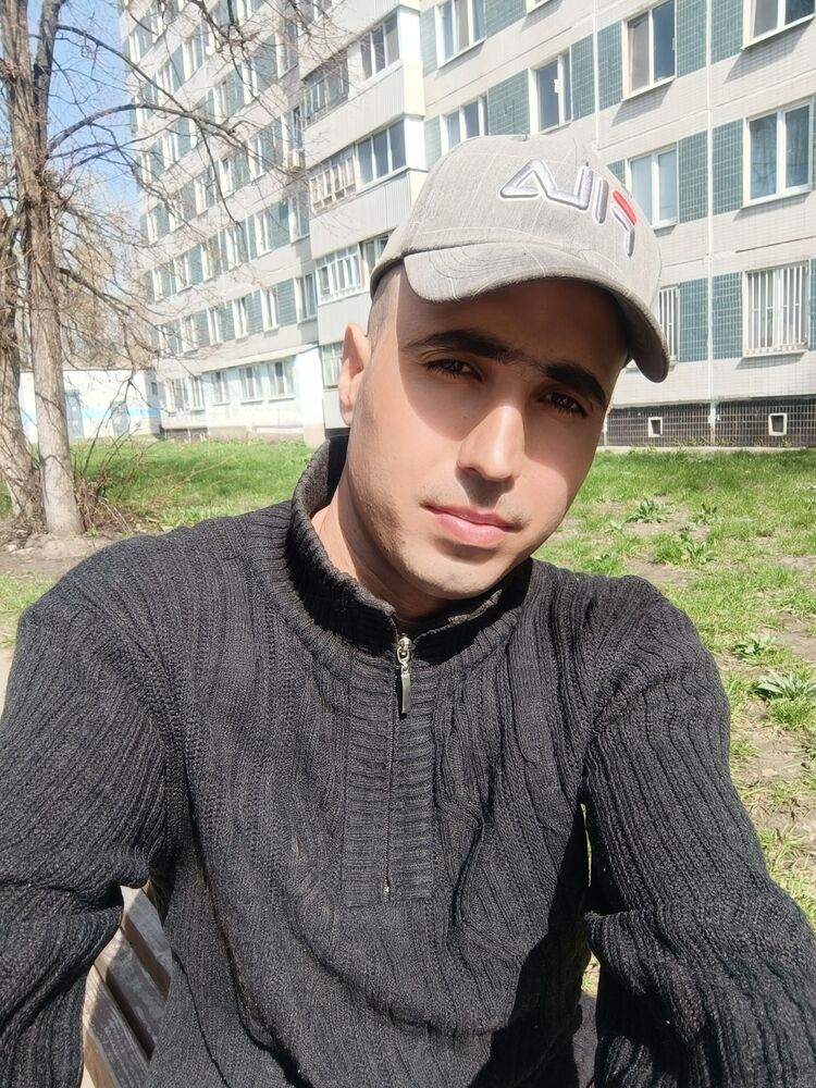  47787729  , 33 ,    