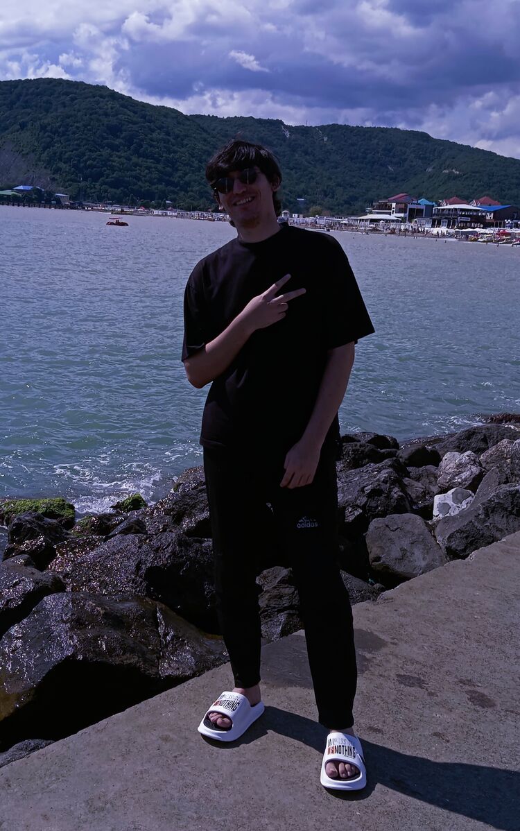  52711879  , 18 ,    